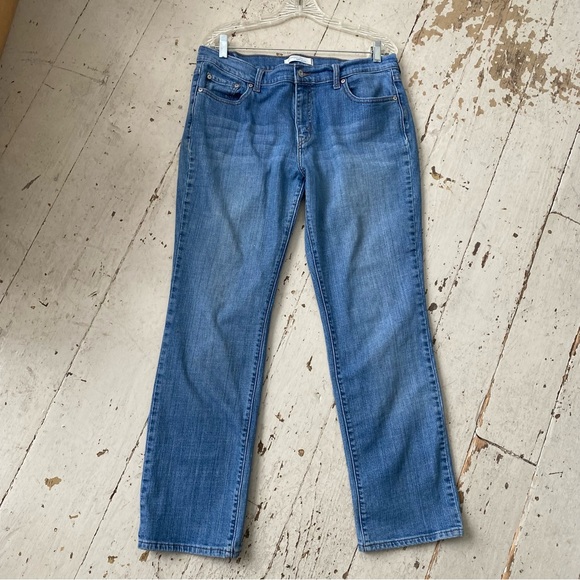 Levi's 505 Women"s Straight Leg Jeans - Picture 3 of 16